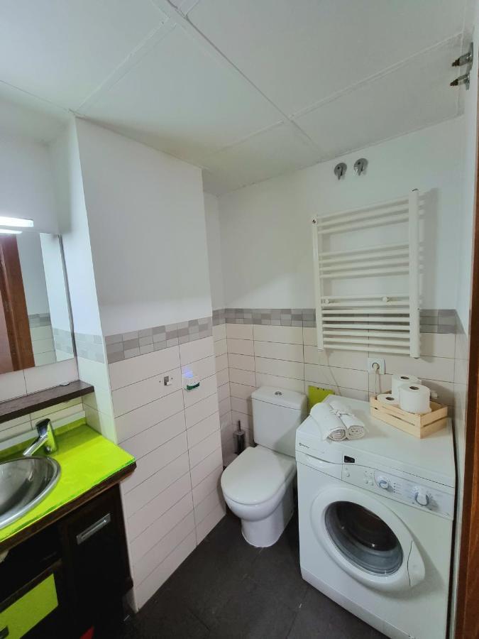 Apartamento En El Centro De Granada Apartment Luaran gambar